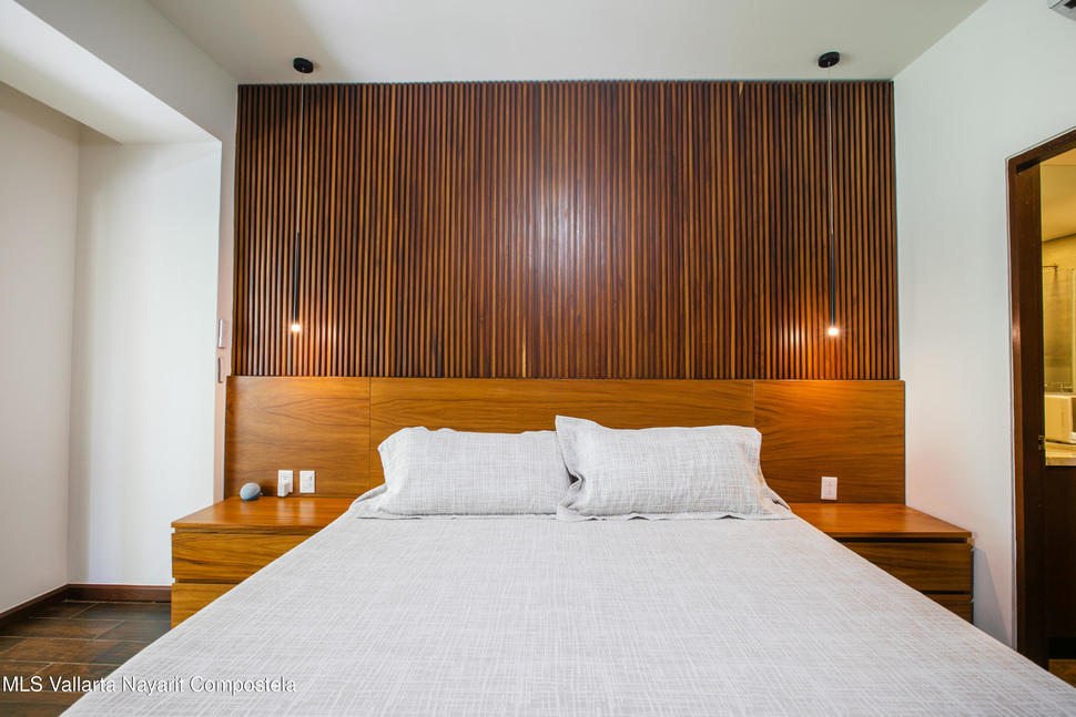 20251021221022158460000000 o