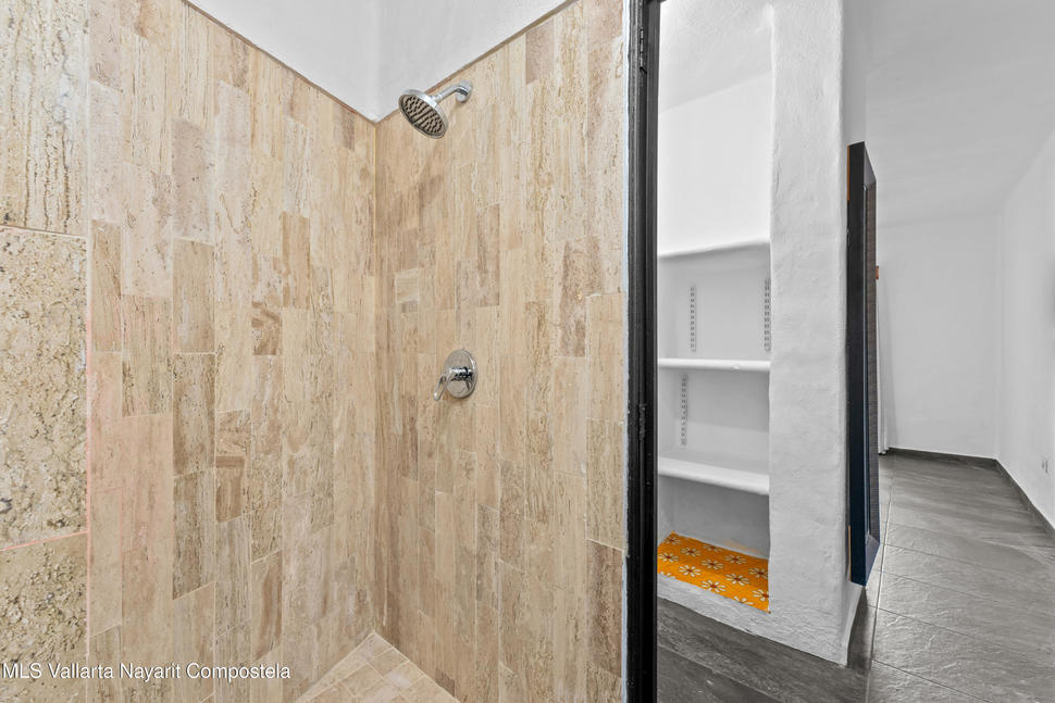 20251210205439558854000000 o