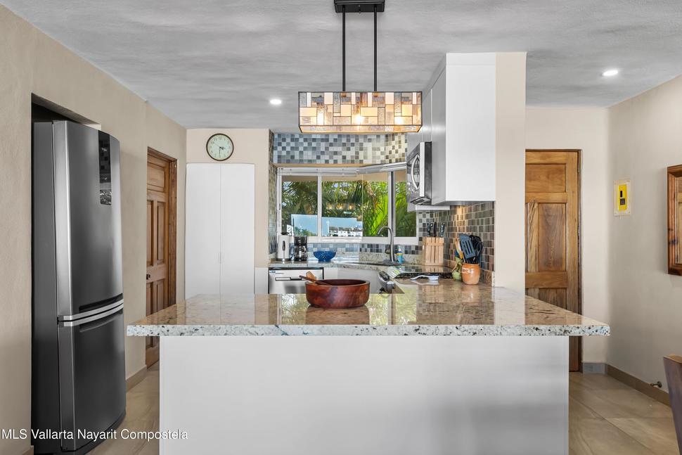 20251218220548087732000000 o