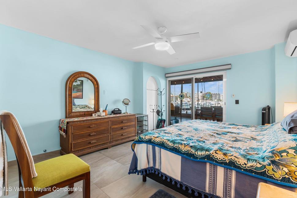 20251218220735578381000000 o