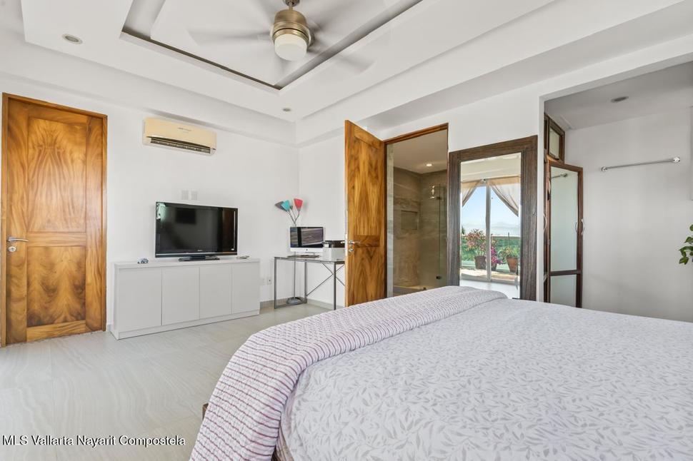 20251002143840205287000000 o