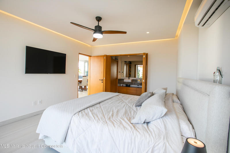 20251202221045605008000000 o