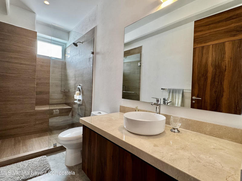 20250812225750088191000000 o