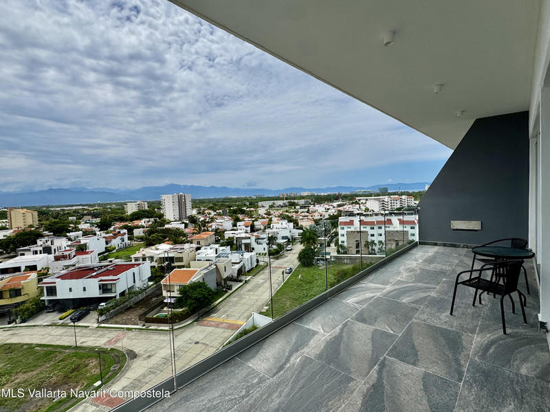 20250812230022412098000000 o