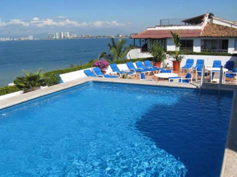 Condo Malecon Ii 219 219