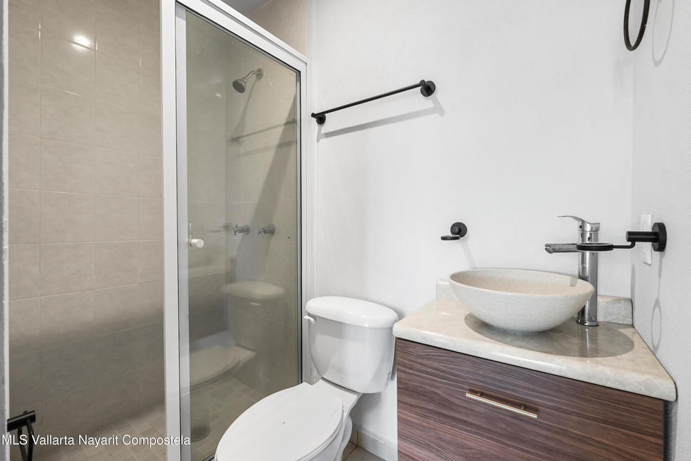 20251222180846058254000000 o