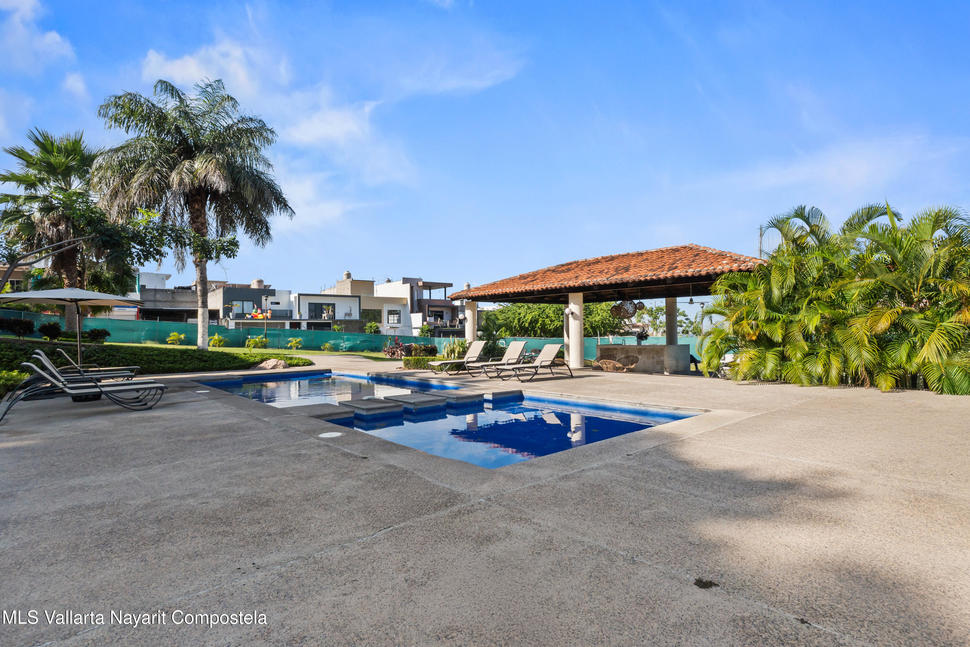 20251222180846281165000000 o