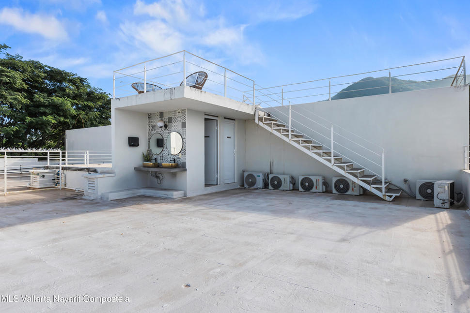 20251222180846528597000000 o