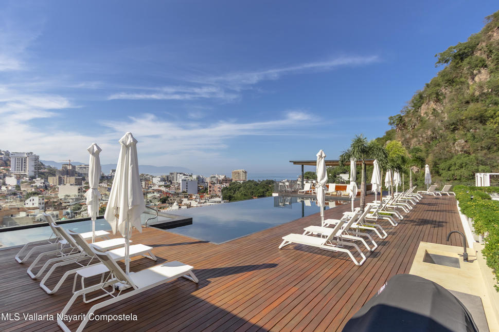 20251217220127328154000000 o