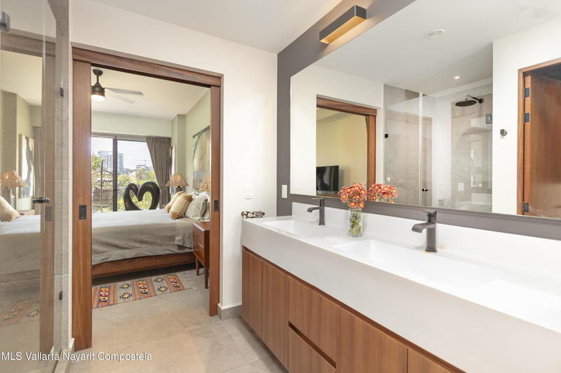 20251217220605370608000000 o