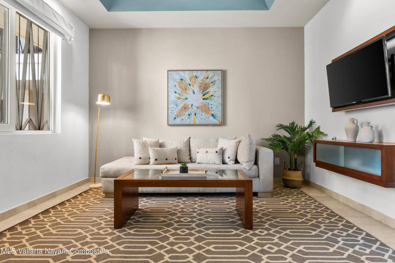 20250901185024178591000000 o