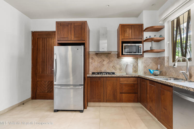 20250901185117154914000000 o