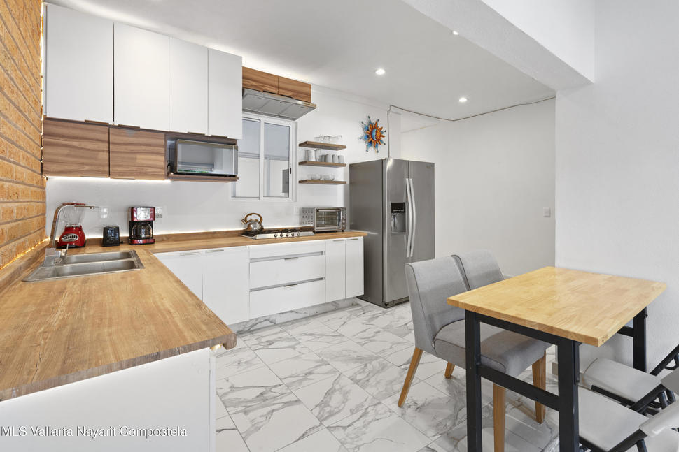 20251117203006811181000000 o