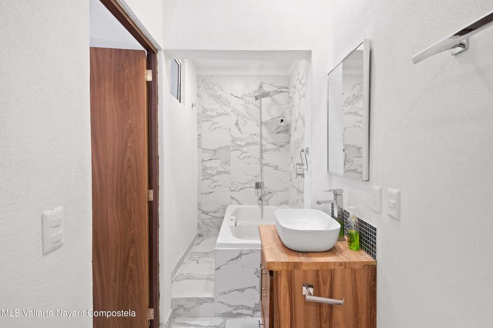 20251117203044968249000000 o