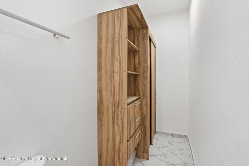 20251117203056591325000000 o