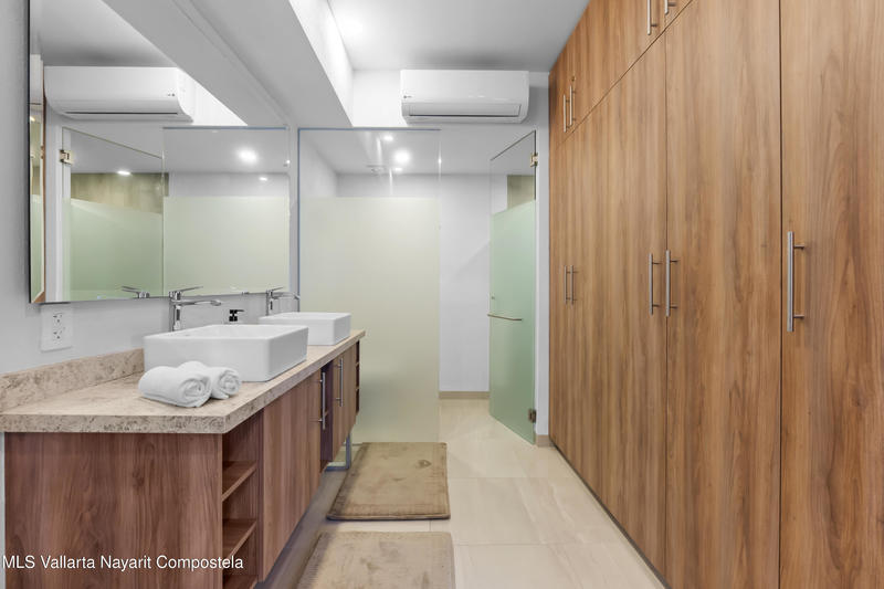 20251208190043360741000000 o