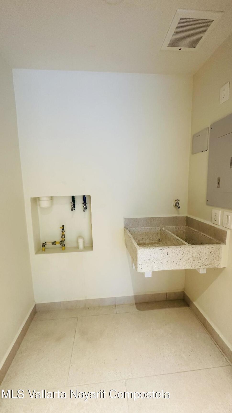 20251211193747237106000000 o