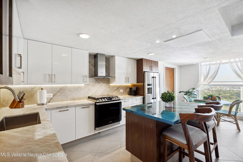 20251021030707815375000000 o