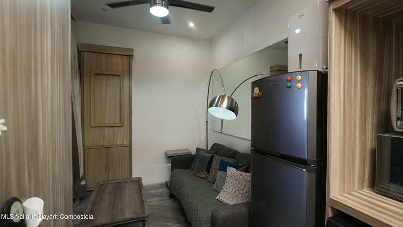 20250801003438405879000000 o