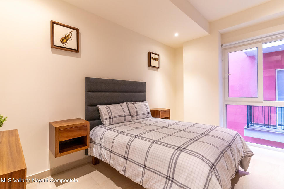 20251218151852232936000000 o