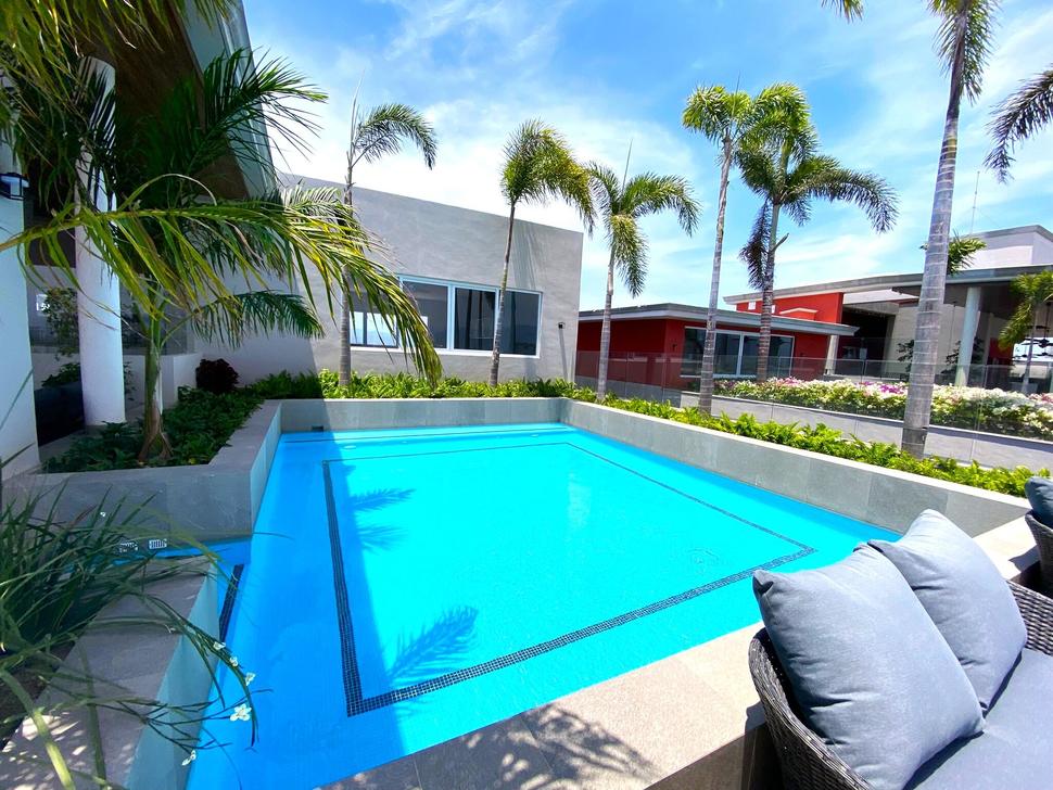 20251014201511855097000000 o