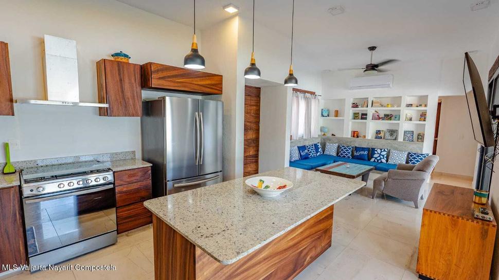 20251202042833701254000000 o