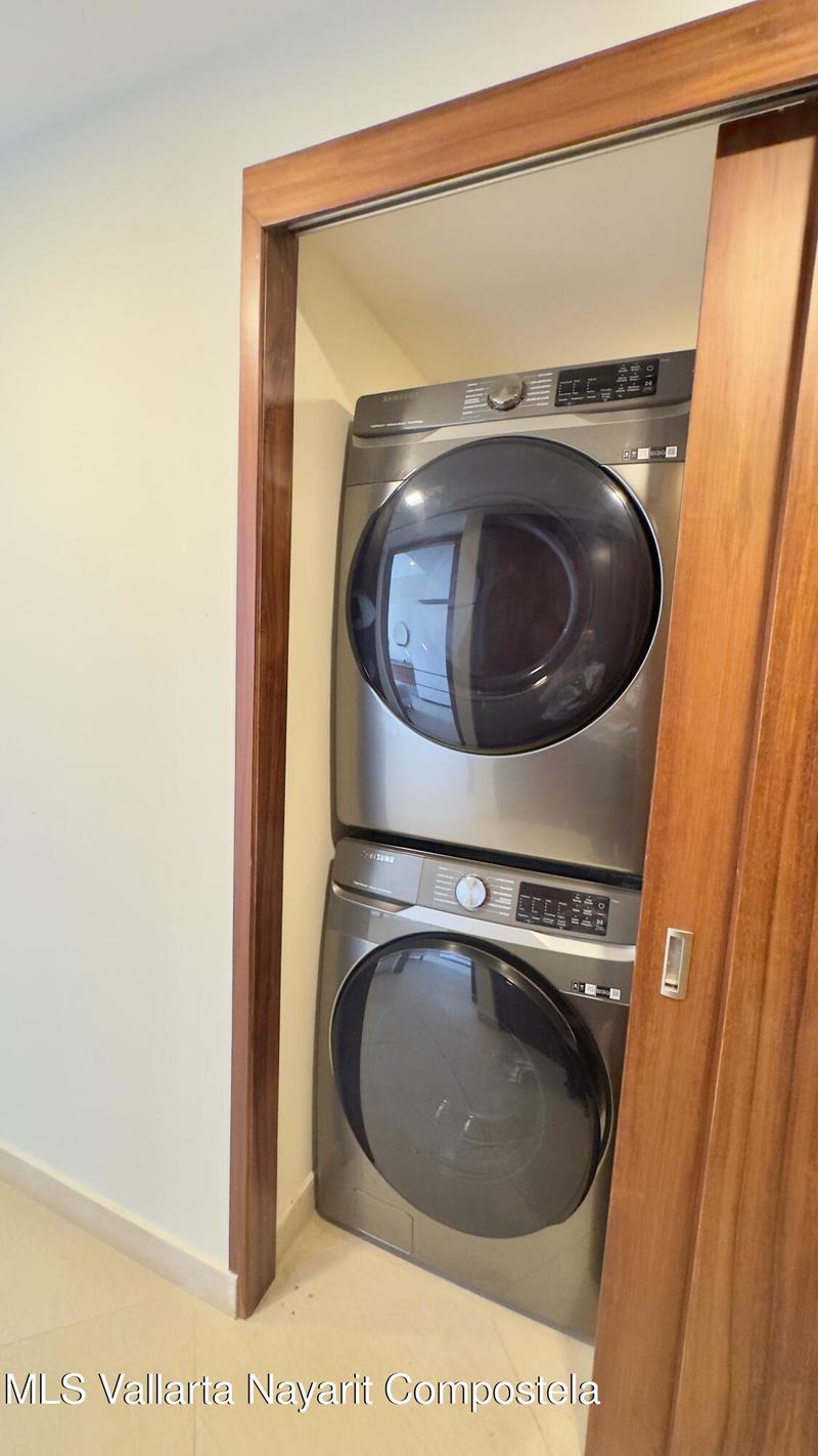 20260207221329987787000000 o