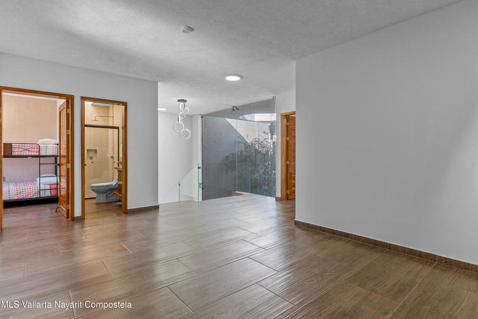 20251226215558543456000000 o