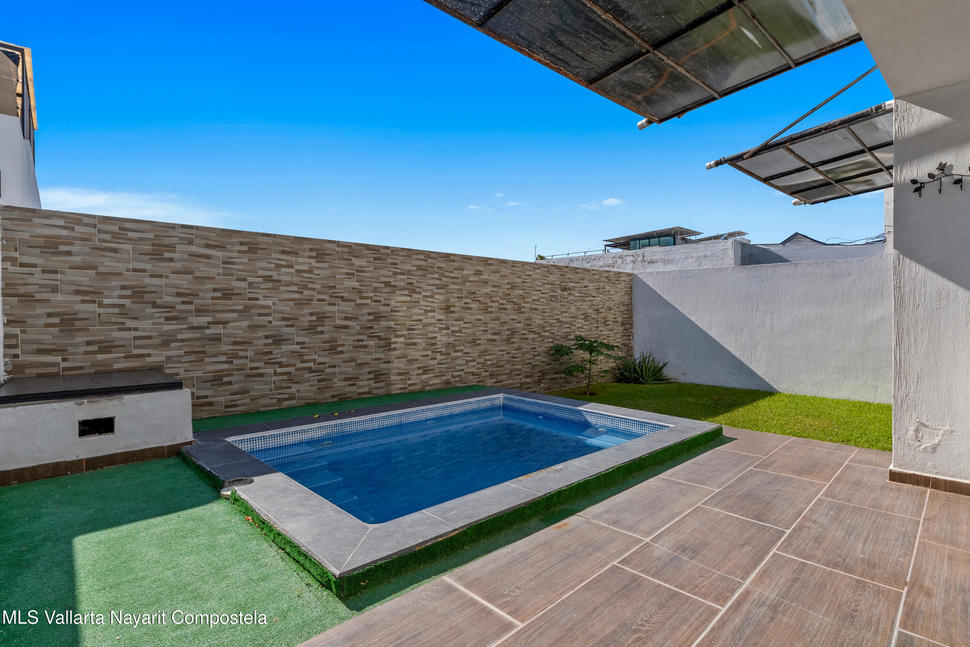 20251226215801746962000000 o