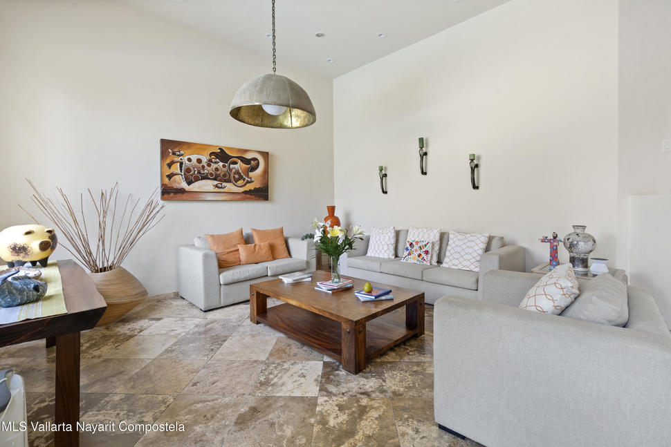 20251108005915926871000000 o