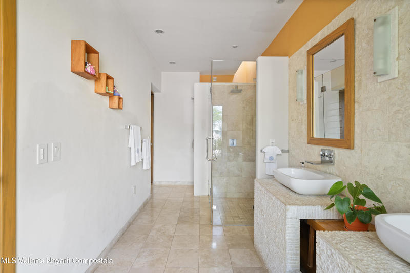 20251108010347210891000000 o