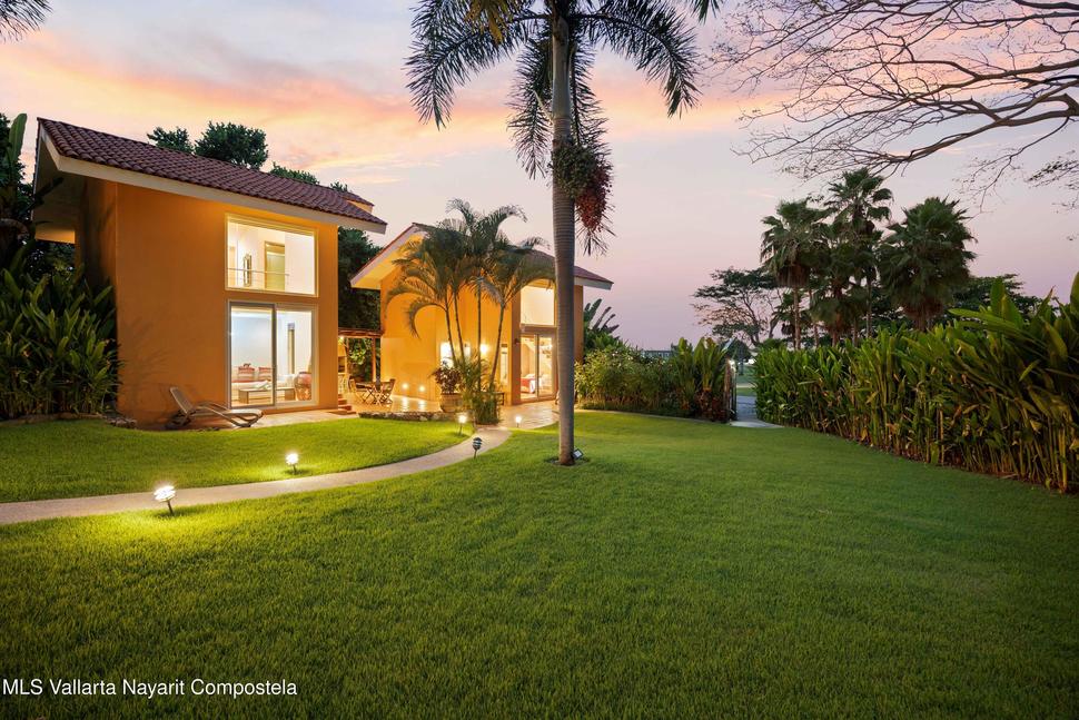 20251108012942139576000000 o