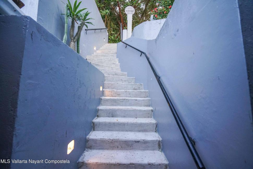 20251127005241932347000000 o