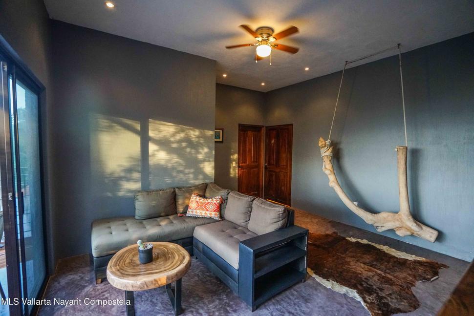 20251127005913368692000000 o