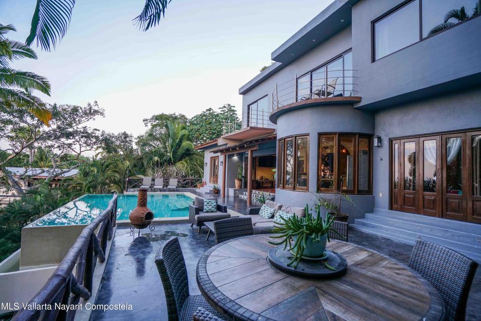 20251127005958992639000000 o