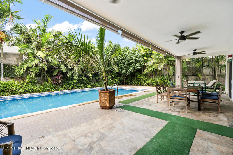 Casa Del Sol   Agave Azul