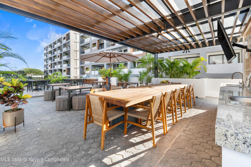 20251024223857268246000000 o