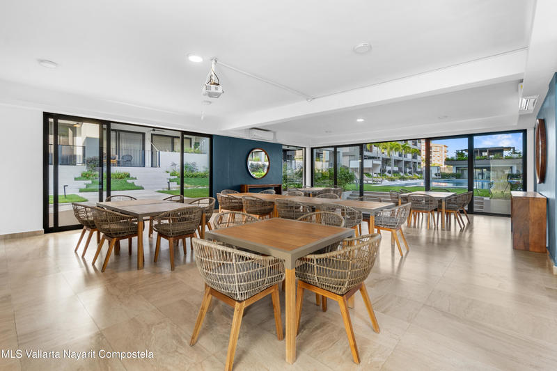 20251024223912313027000000 o