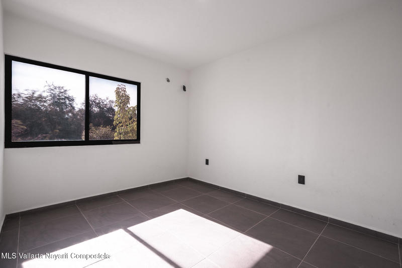 20251113050128847769000000 o