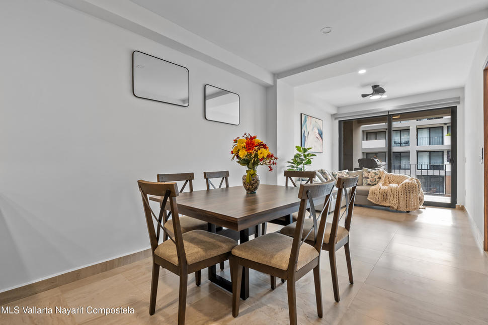 20251114003207988049000000 o