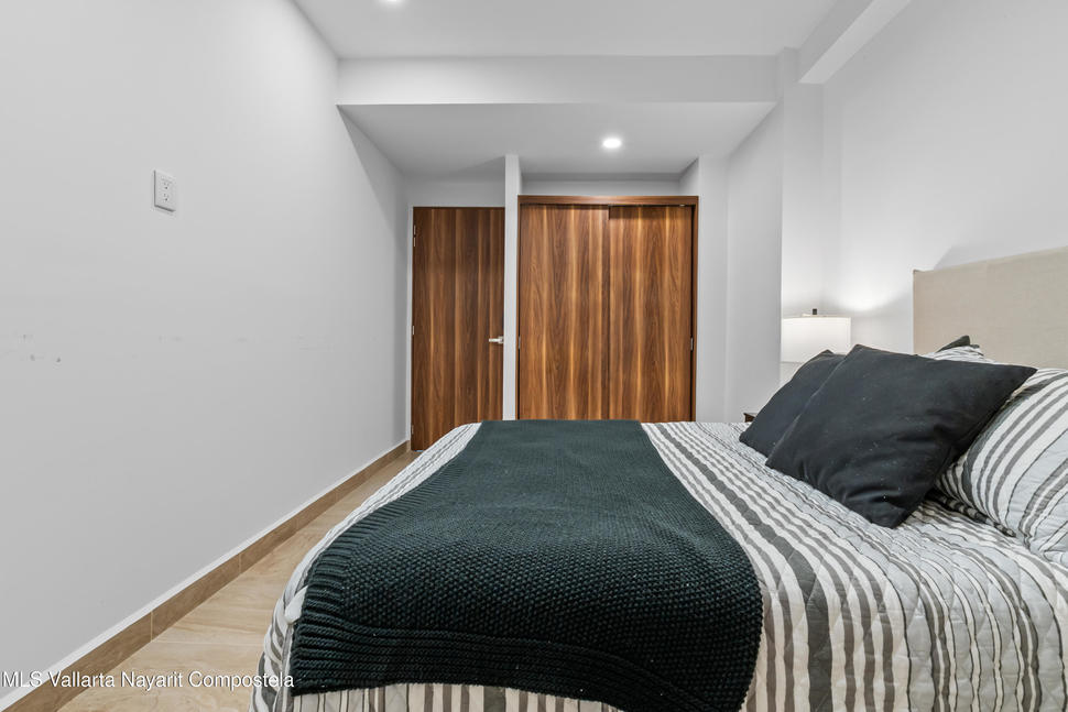 20251114003256161382000000 o