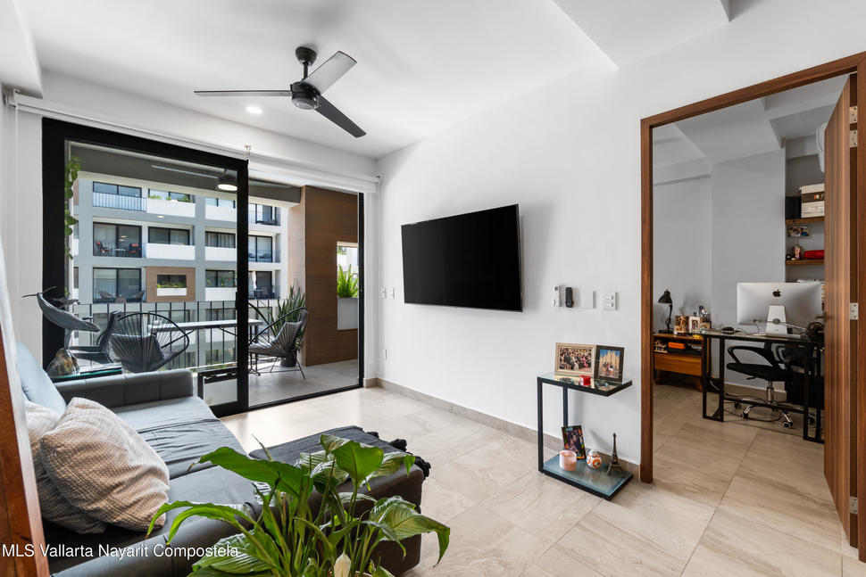 20251110235529370186000000 o