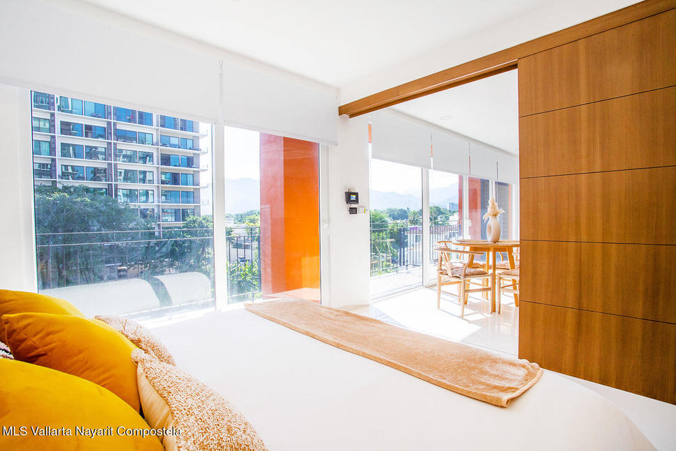 20260121190249540935000000 o