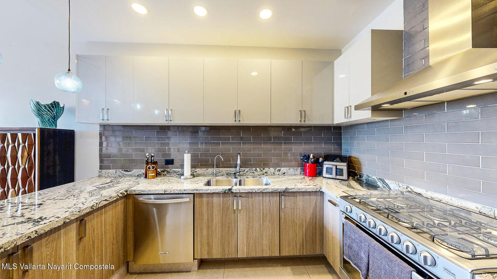 20260126223112264474000000 o