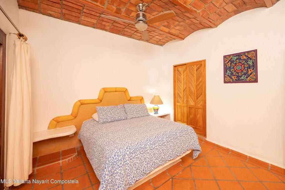 20251217185126855059000000 o