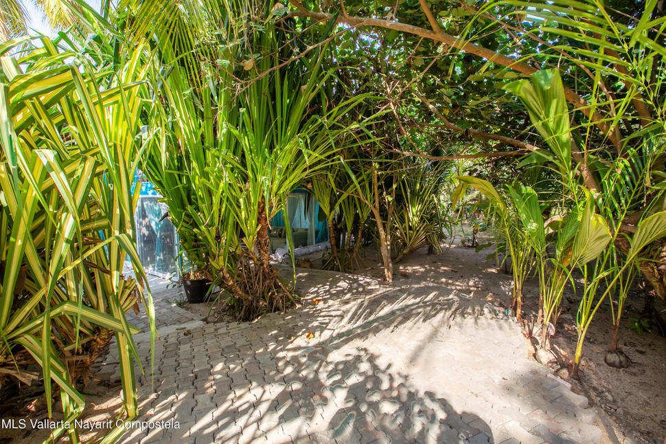 20260112213502238335000000 o