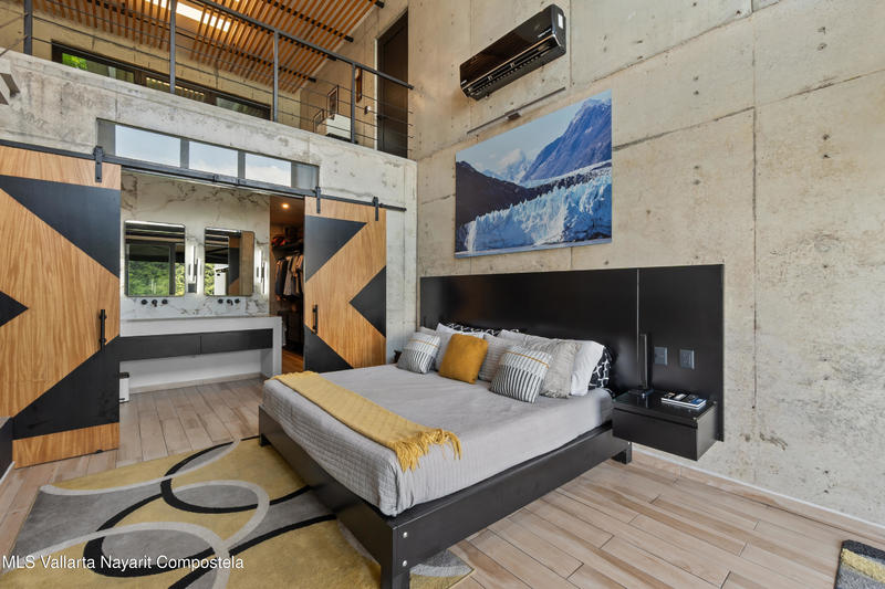 20250814204351088879000000 o