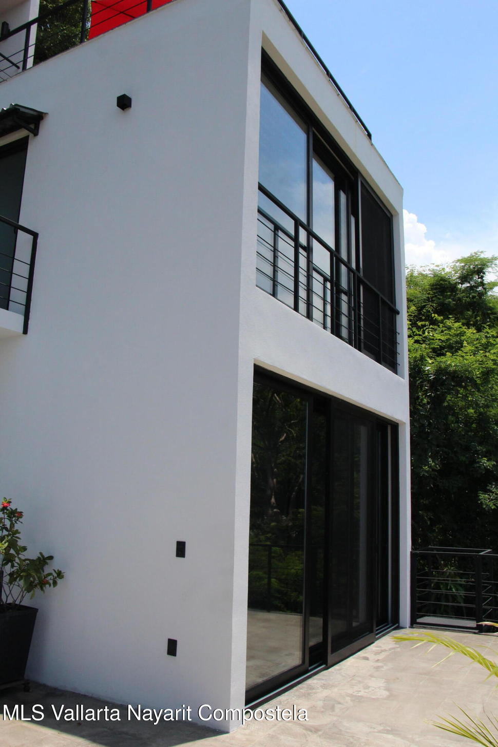 20250815170922098055000000 o