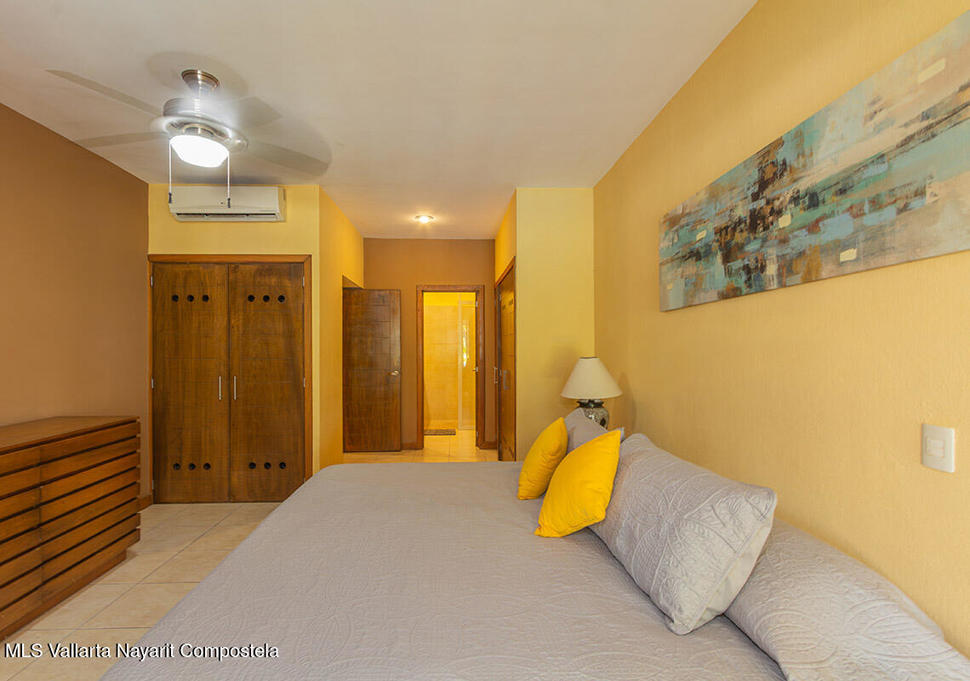 20251230213540897834000000 o