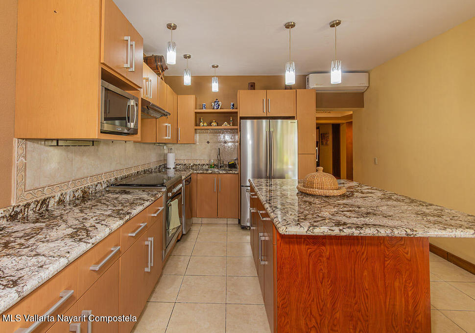 20251230213547294075000000 o